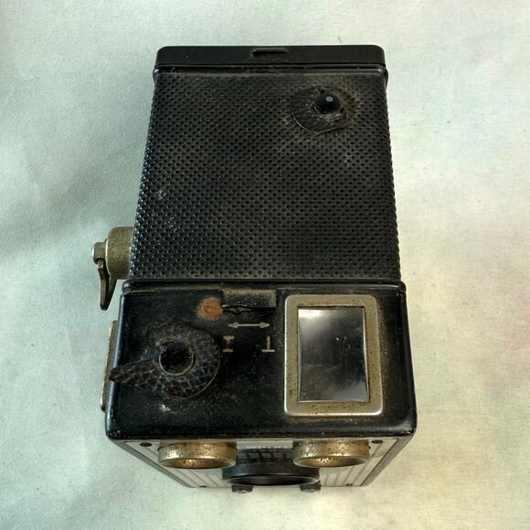 Vintage 30s Empire 120 Metal Box Film Camera - Picture 2 of 8